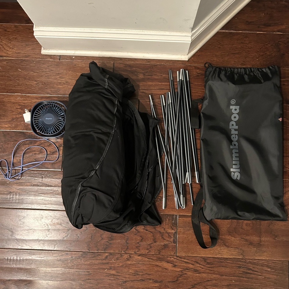 SlumberPod Black Privacy Tent